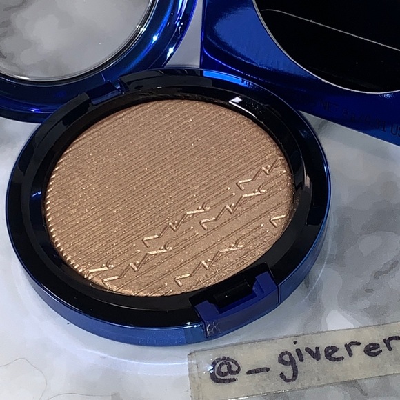 OH, DARLING Extra Dimension Skinfinish MAC Highlighter - Picture 5 of 17